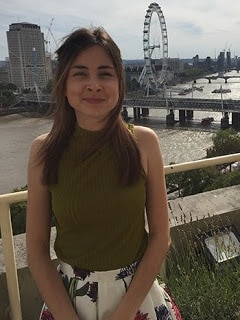 Beth in front of the London Eye